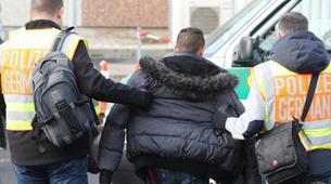 Almanya, cinayet şüphesiyle 2 Rus diplomatı sınır dışı etti