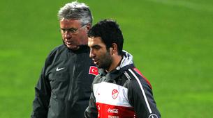 Hiddink'in Arda Turan'ı istediği haberleri asılsız çıktı