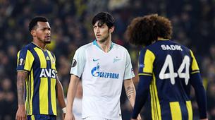 Fenerbahçe, İstanbul'da 1-0 kazandığı Zenit karşılaşmasının rövanşı için St. Petersburg'da