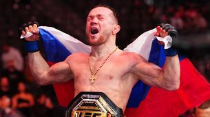 Rus Dövüşçü Hafif Siklet Boks Dünya Şampiyonu Oldu