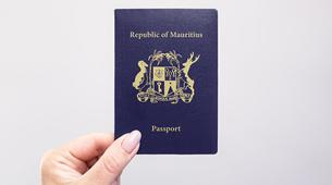 Ruslar Ada Ülkelerinin Pasaportuna Yöneliyor