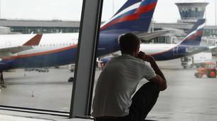 Rusya’da Yurt Dışı Uçak Biletleri Rekor Seviyede Zamlandı