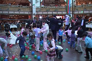 Moskova'da Azeriler'den coşkulu Nevruz kutlaması (video)
