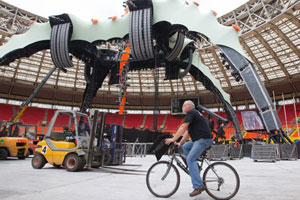 Lujniki stadı  U2 konserine hazır