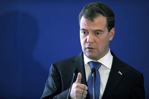 Medvedev: Güvenim kalmadı, o yüzden Lujkov’u görevden aldım