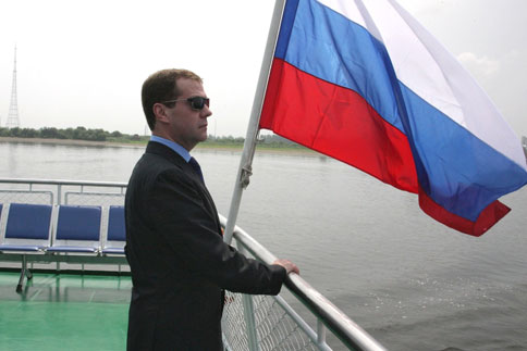 Medvedev'in süper yatı Tuzla'dan