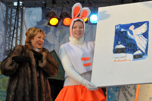 Matviyenko'nun "Yılbaşı gecesi" resmi 200 bin dolara satıldı
