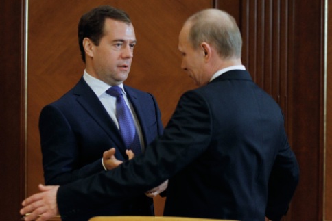 Medvedev-Putin ittifakı bitti mi? - ANALİZ