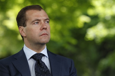 Medvedev başkan adaylığını sonbahardan önce açıklamayacak