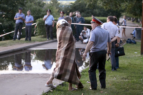 Moskova'da gezi teknesi battı: 8 ölü, iki Türk dahil 6 kişi kurtarıldı