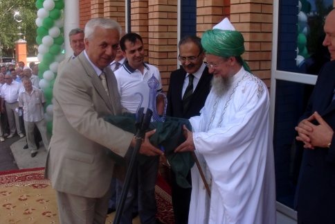 Rusya'da “Üsküdar Camii” ibadete açıldı