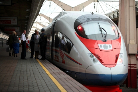 Rusya’da hızlı treni kana bulayacaklardı