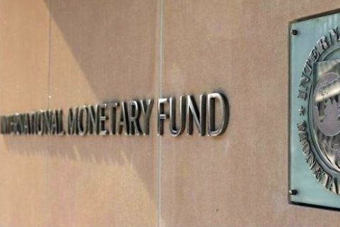 IMF’den Rusya’ya zor günler için tasarruf yap çağrısı