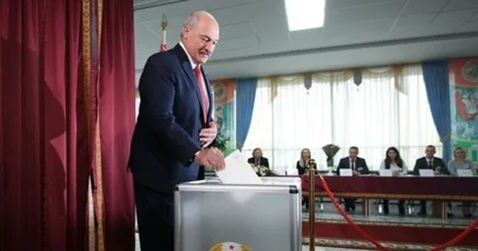 Belarus’ta halk sandık başında