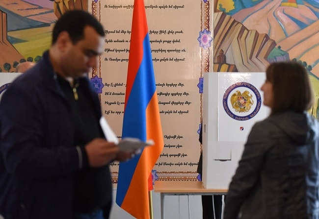 Ermenistan'da erken parlamento seçimleri yapılıyor