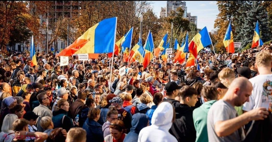 Moldova’da 45 bin kişi hükümet karşıtı protestoda sokağa indi
