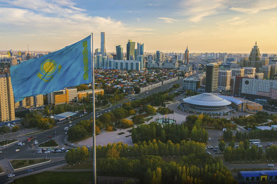 Kazakistan'da Yeni Anayasa Dönemi Başladı