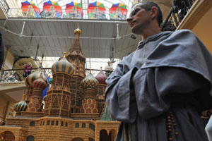 Rusya’nın sembolü Vasili Kilisesi’nin maketini, buğday başakları ile yaptılar