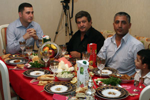 Rusya’nın Tver şehrinde Azeri diasporasının Ramazan heyecanı
