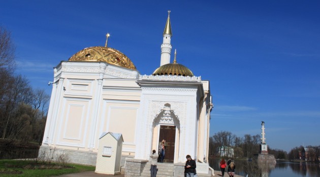 Rus Çarının cami şeklinde inşa ettirdiği hamamda kimse yıkanmadı