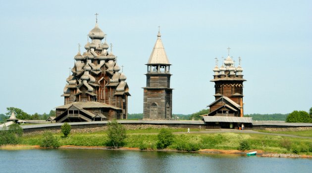 Rusya’daki bu kilisenin inşasında tek bir çivi bile çakılmadı