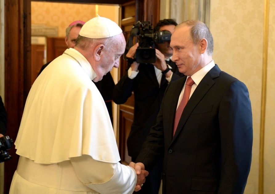 Putin’den, Papa'ya tebrik mesajı
