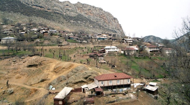 Rusya Ermeni üssündeki asker sayısını iki katına çıkarıyor