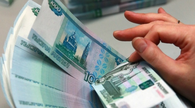 Rusya’nın rezervleri 379 milyar dolara geriledi