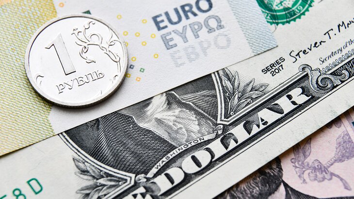 Dolar 86’yı Aştı, Euro 100 Ruble’ye Dayandı
