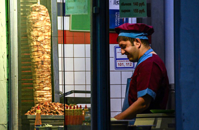 Hazır Yemek Piyasası Rusya'da Şavurmayı Vurdu, Satışlar Düştü