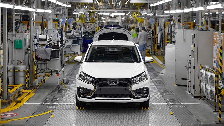 Lada'nın İskra, Eski Nissan Fabrikasında Üretime Başladı