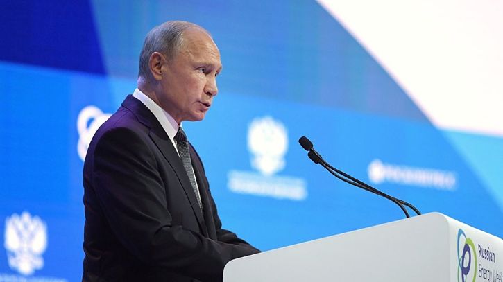 Putin: ABD, dolara olan güveni yıktı