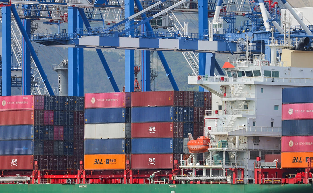 Putin, İthalatçı Firmalarına KDV Erteleyen Kararnameyi İmzaladı