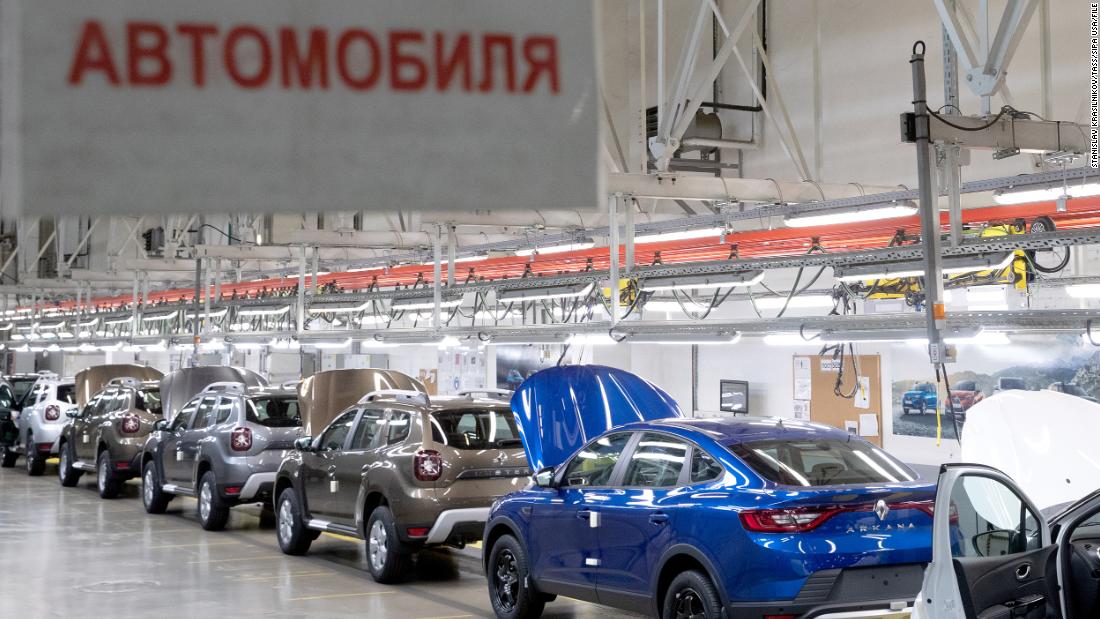 Renault, Rusya'daki fabrikasının çalışmalarını askıya aldı
