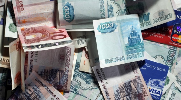 Rusya ekonomisinden iyi haber, borsa ve ruble toparlandı