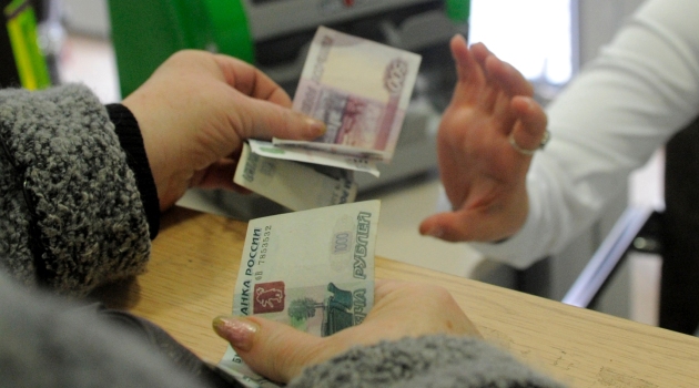 Rusya Maliye Bakanlığı: Ruble zayıflamaya devam etmeyebilir