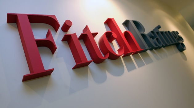 Fitch, Rusya'nın 2015'de yüzde 1,5 daralmasını bekliyor