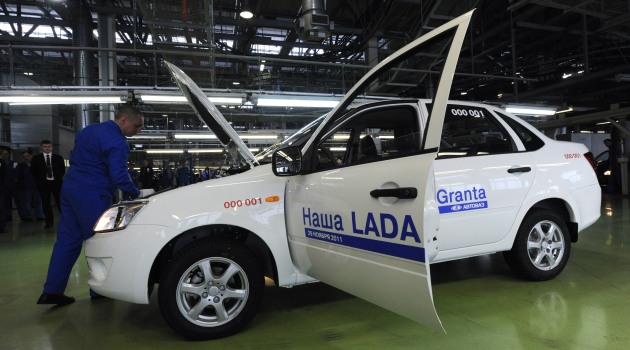 AvtoVAZ arıza nedeni ile 100 bin Lada’yı geri çağırıyor 