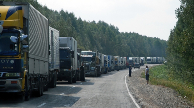 Rusya TIR birliğinden çıktı, ihracat durdu