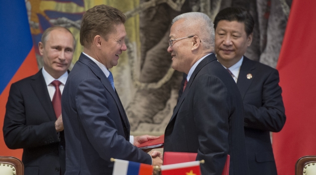 Rusya, Çin’le 400 milyar dolarlık doğalgaz anlaşması imzaladı