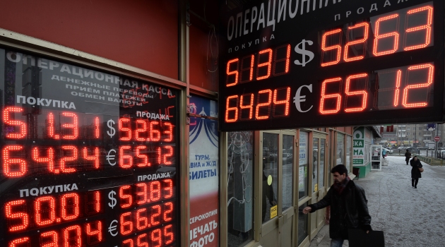 Rusya MB'den döviz piyasasına 1,9 milyar dolarlık müdahale