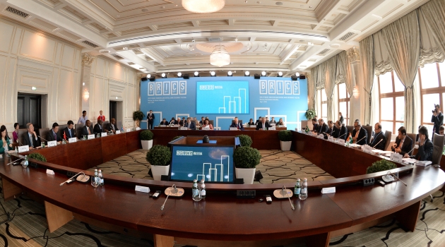 BRICS Merkez Bankaları'ndan 100 milyar dolarlık rezerv anlaşmasına imza