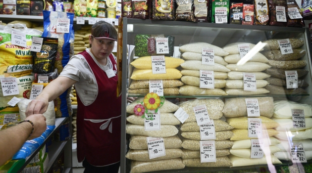 Rusya’da enflasyon çift haneli rakamları görecek