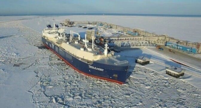 Rusya Kuzey Denizi Rotası'nda Sezonu Açtı: İlk LNG Kargosu Çin'e Yola Çıktı