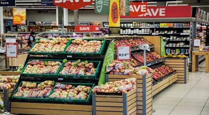 Rusya'da Alışveriş Merkezlerindeki Marketler Müşteri Kaybediyor