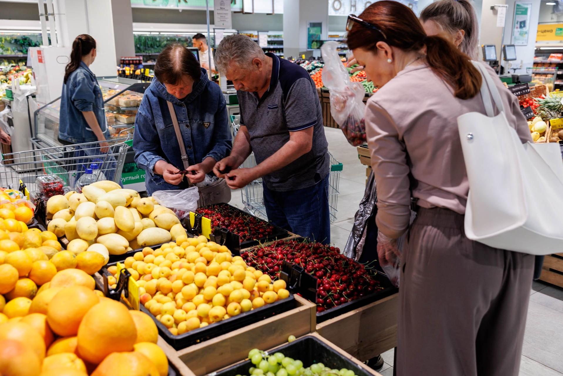 Rusya'dan Ermenistan'a Meyve ve Balık Yasağı