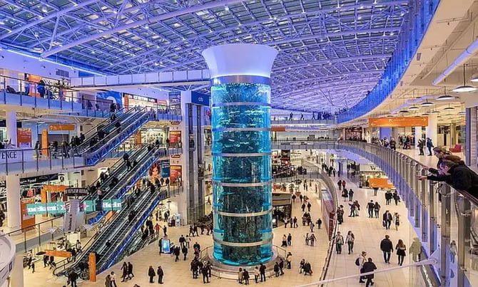 Rusya'nın En Büyük Alışveriş ve Eğlence Kompleksi Satışa Çıkarıldı