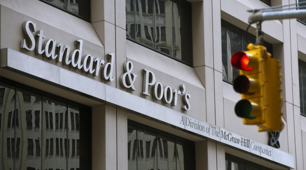 S&P, Rusya’nın notunu yatırım yapılamaz ülke seviyesine indirdi