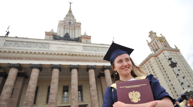 Moskova ve St. Petersburg Devlet Üniversiteleri ilk 100’de