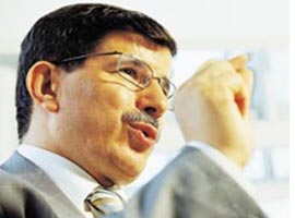 Davutoğlu:" Azerbaycan Türkiye'nin stratejik ortağıdır"